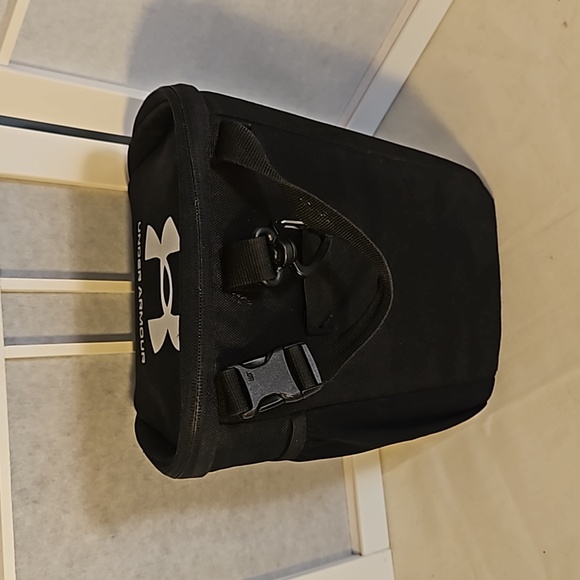 Under Armour Sideline Cooler - Picture 2 of 5